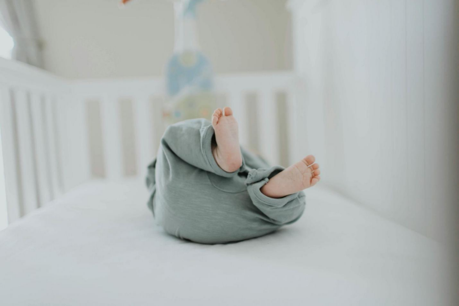 Baby Crib Camera or Baby Monitor? A Comparison of Solutions